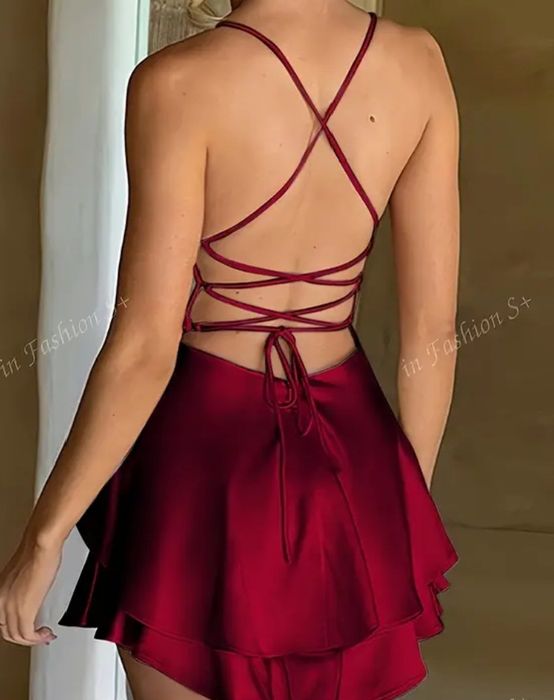 Платье красное, бордовое