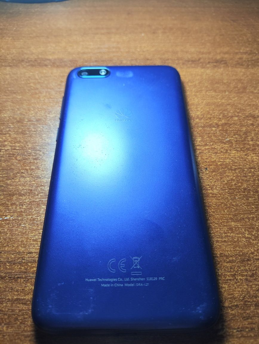 Телефон huawei Y5 2018