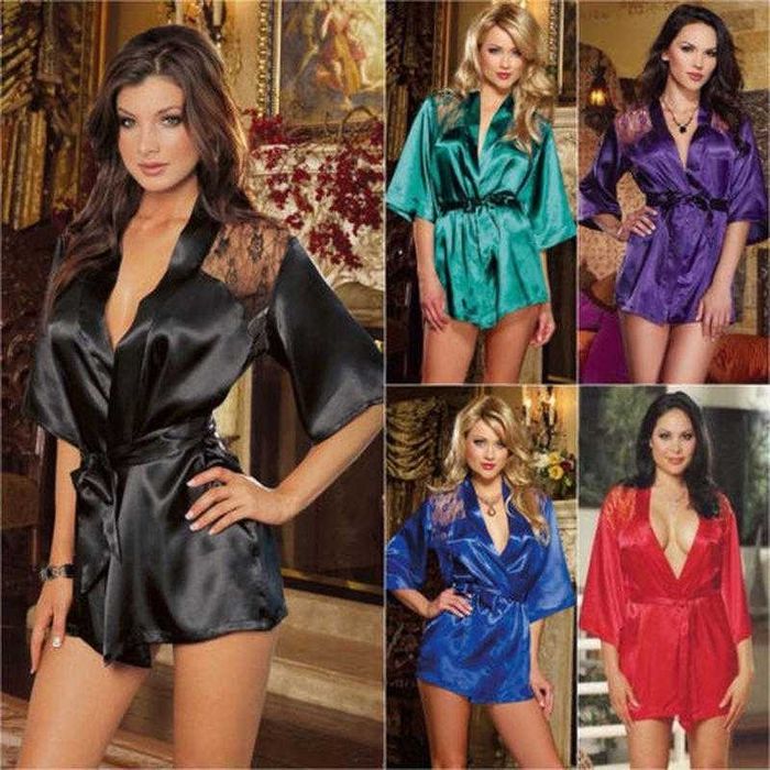 Сексуальный халат с красивой спинкой стринги белье пеньюар топ білизна