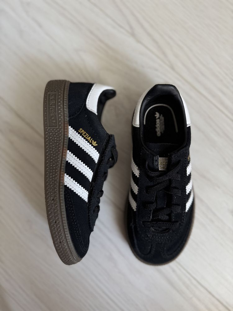 Кросівки кеди дитячі Adidas Spezial Comfort JI2898