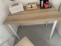 Secretaria e cadeira