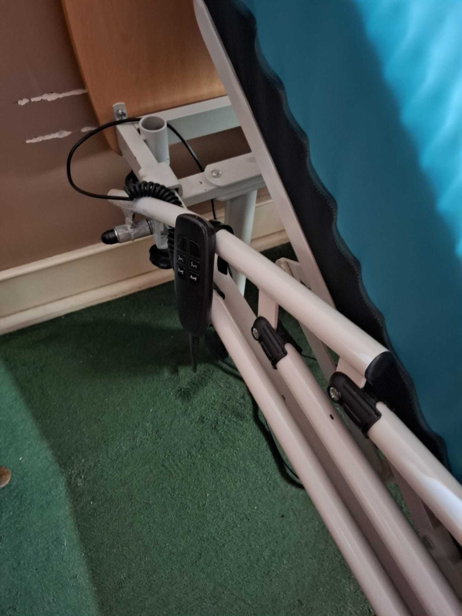 Cama eléctrica com colchão anti escaras