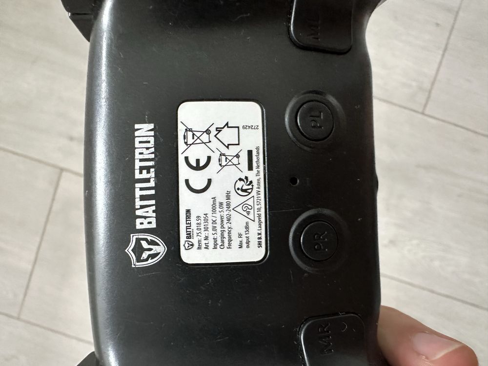 Pad bezprzewodowy Battletron do PS4 / PC