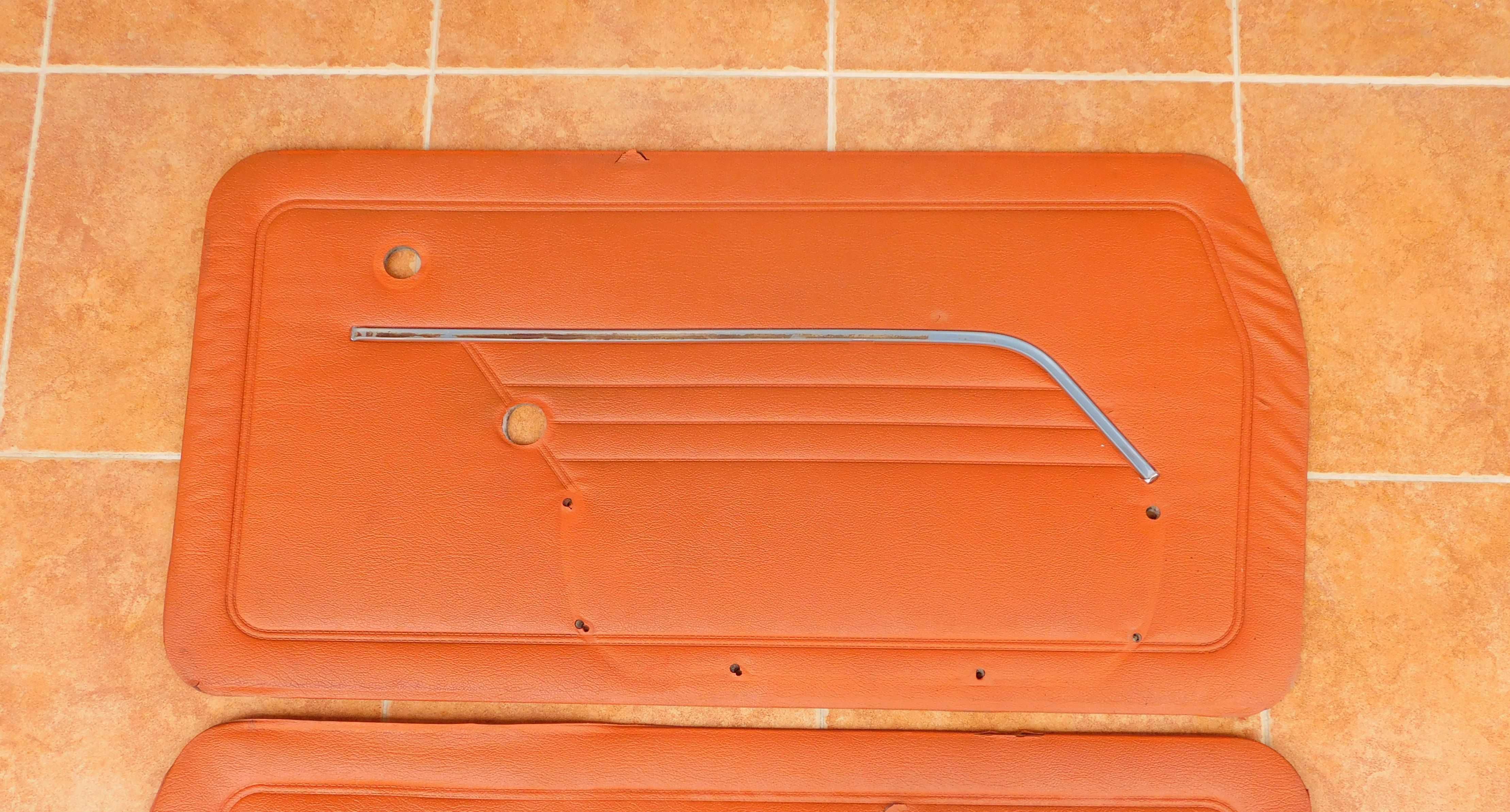 Boczki na drzwi tapicerka panele rude miodowe Fiat 126p 126 ST 1 seria