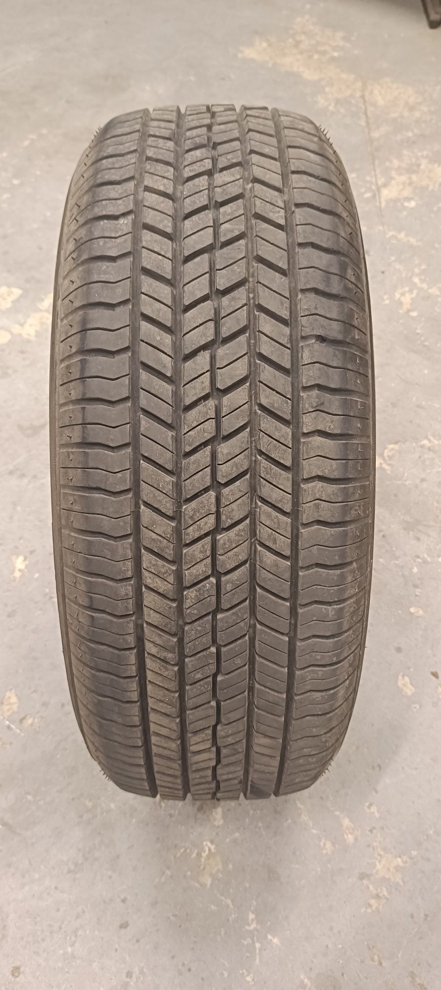 Шина Yokohama 215/60 R16