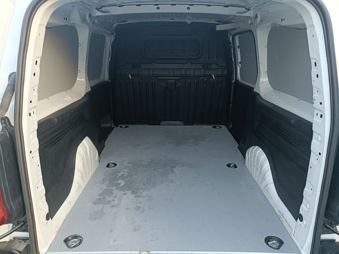 Toyota Proace City long 3 os. / Berlingo / Partner / Salon PL