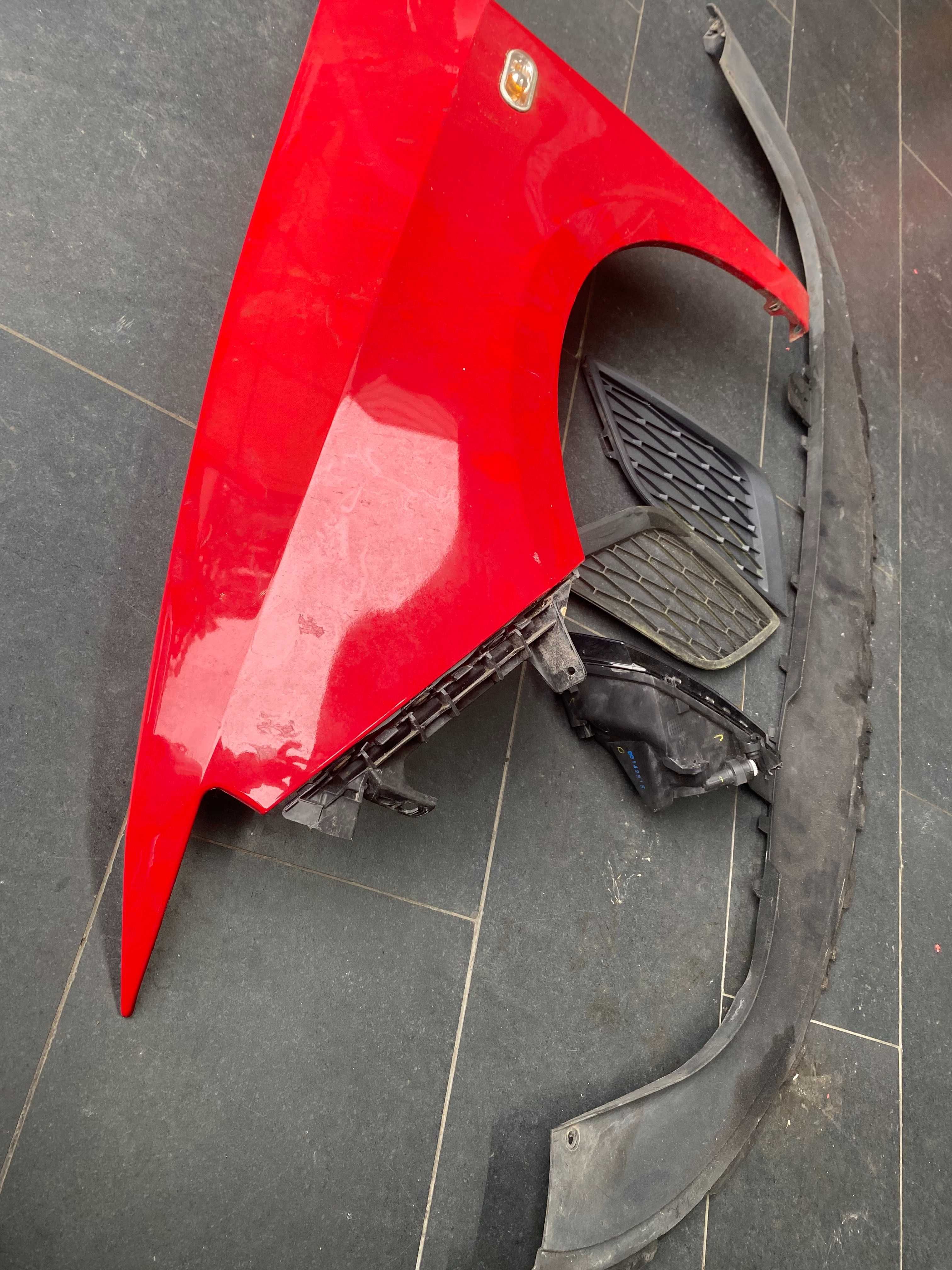 Guarda Lamas esquerdo Seat Ibiza 6J