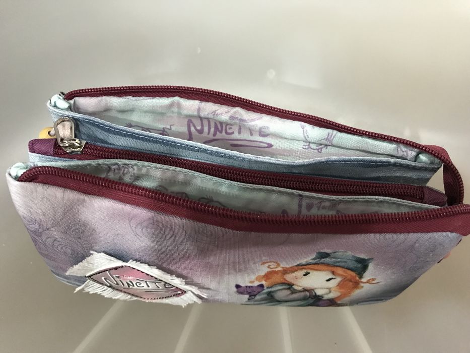 Mochila escolar para menina