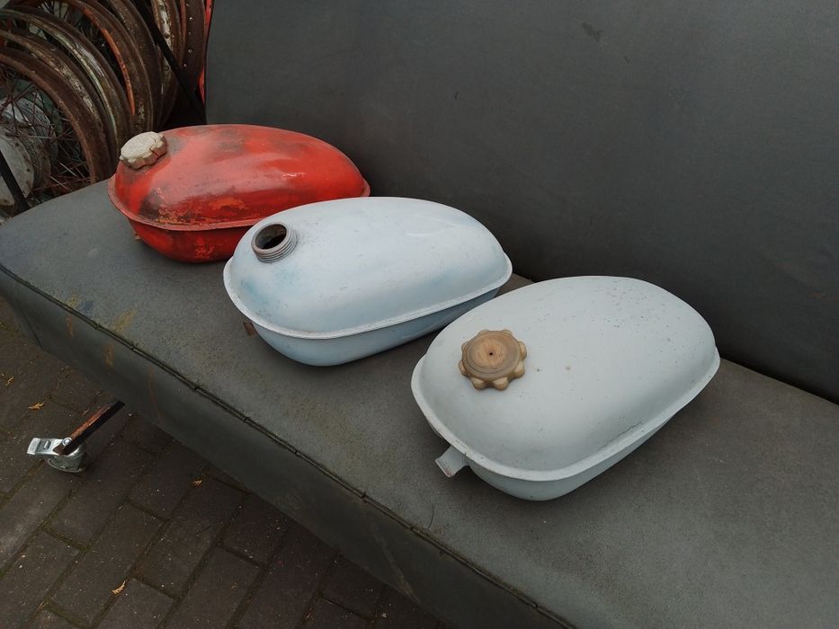 Komar zbiornik sztywniak 231 230 zakręcany oryginalny lakier na wsuwkę