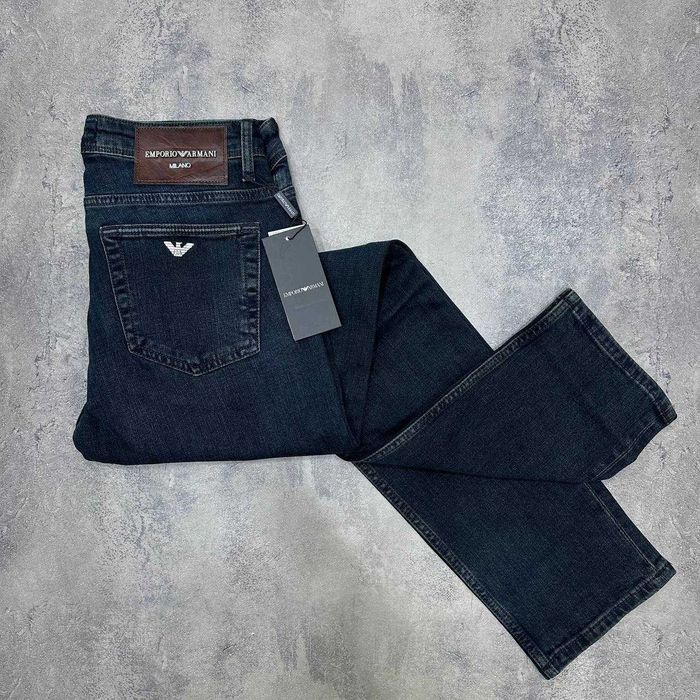 Крутезні чоловічі джинси Armani)