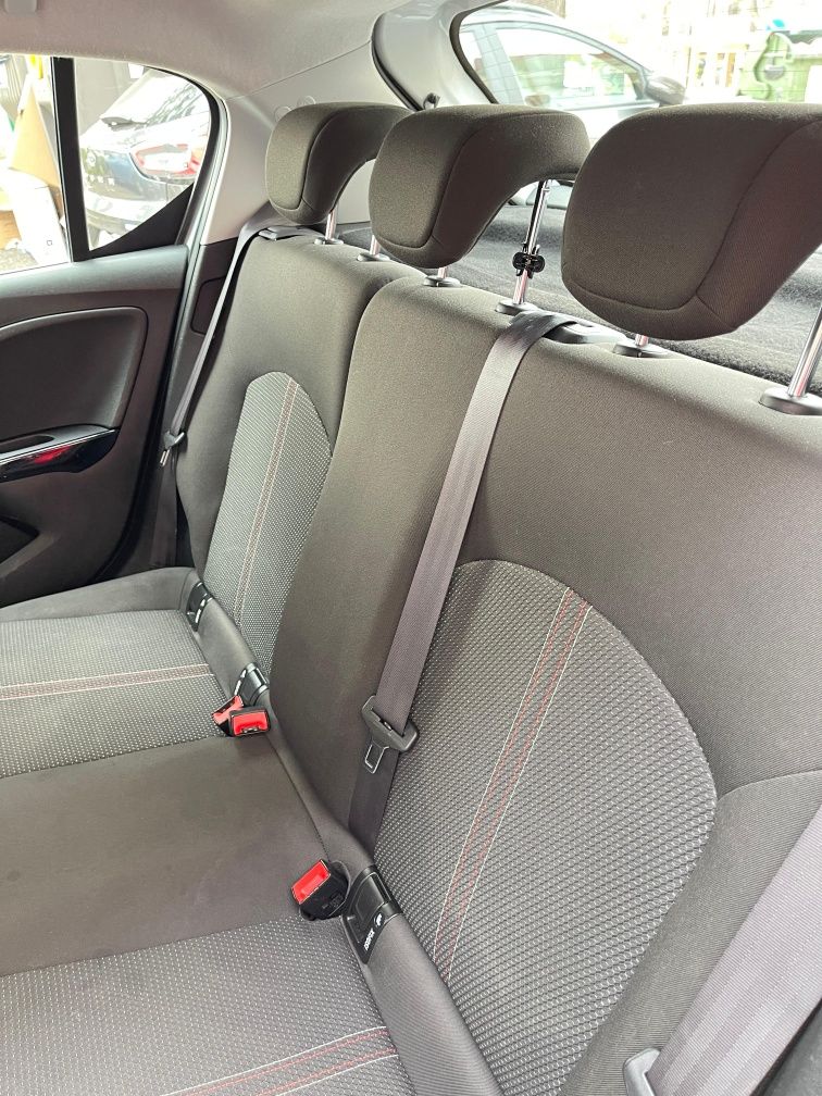 Carro Opel corsa