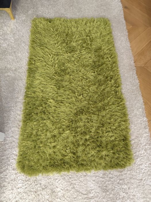 Gruby zielony dywan Shaggy
