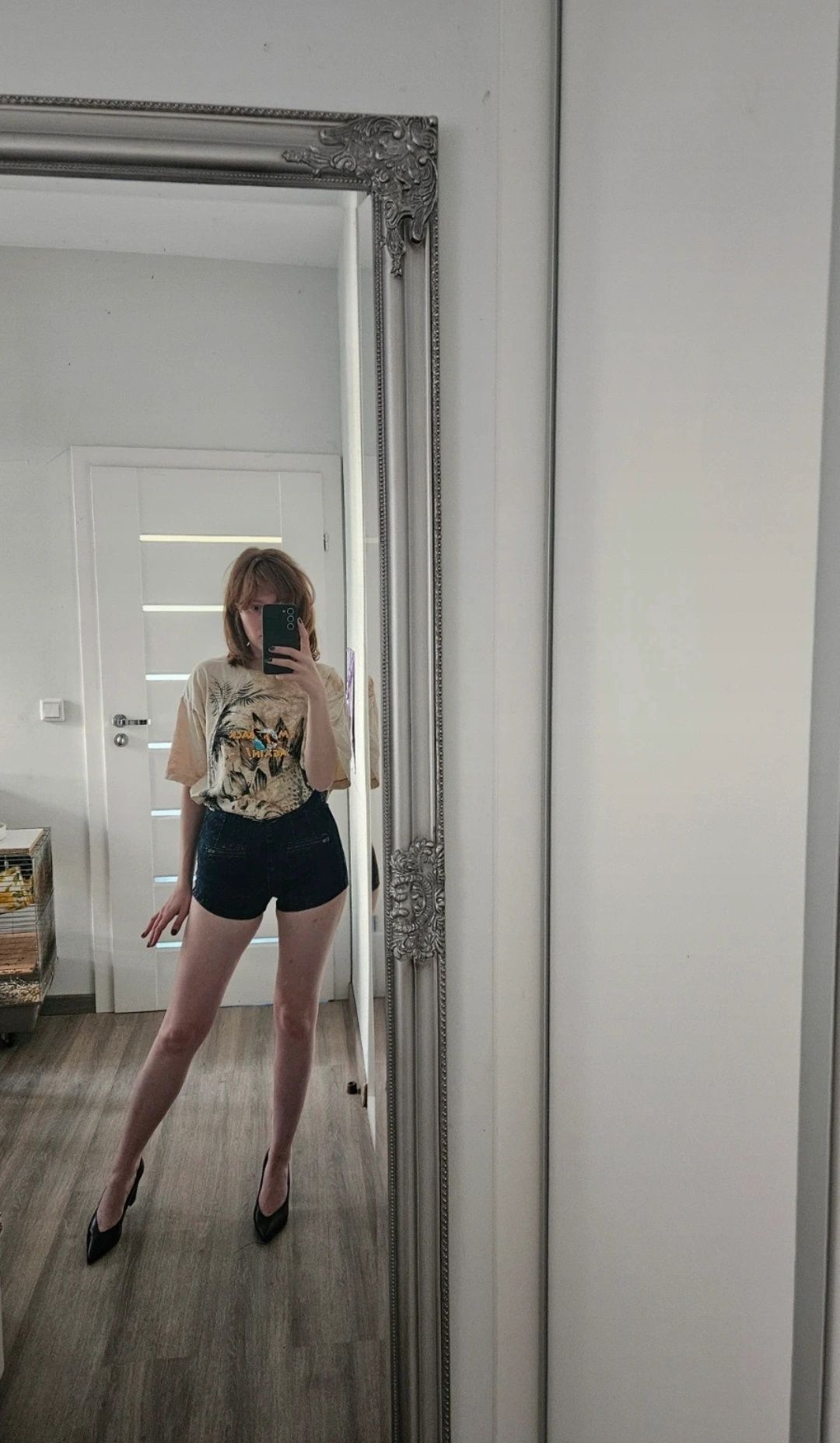 Shorty krótkie spodenki z wysokim stanem sinsay