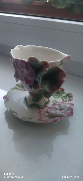 Filiżanka porcelanowa firmy Franz