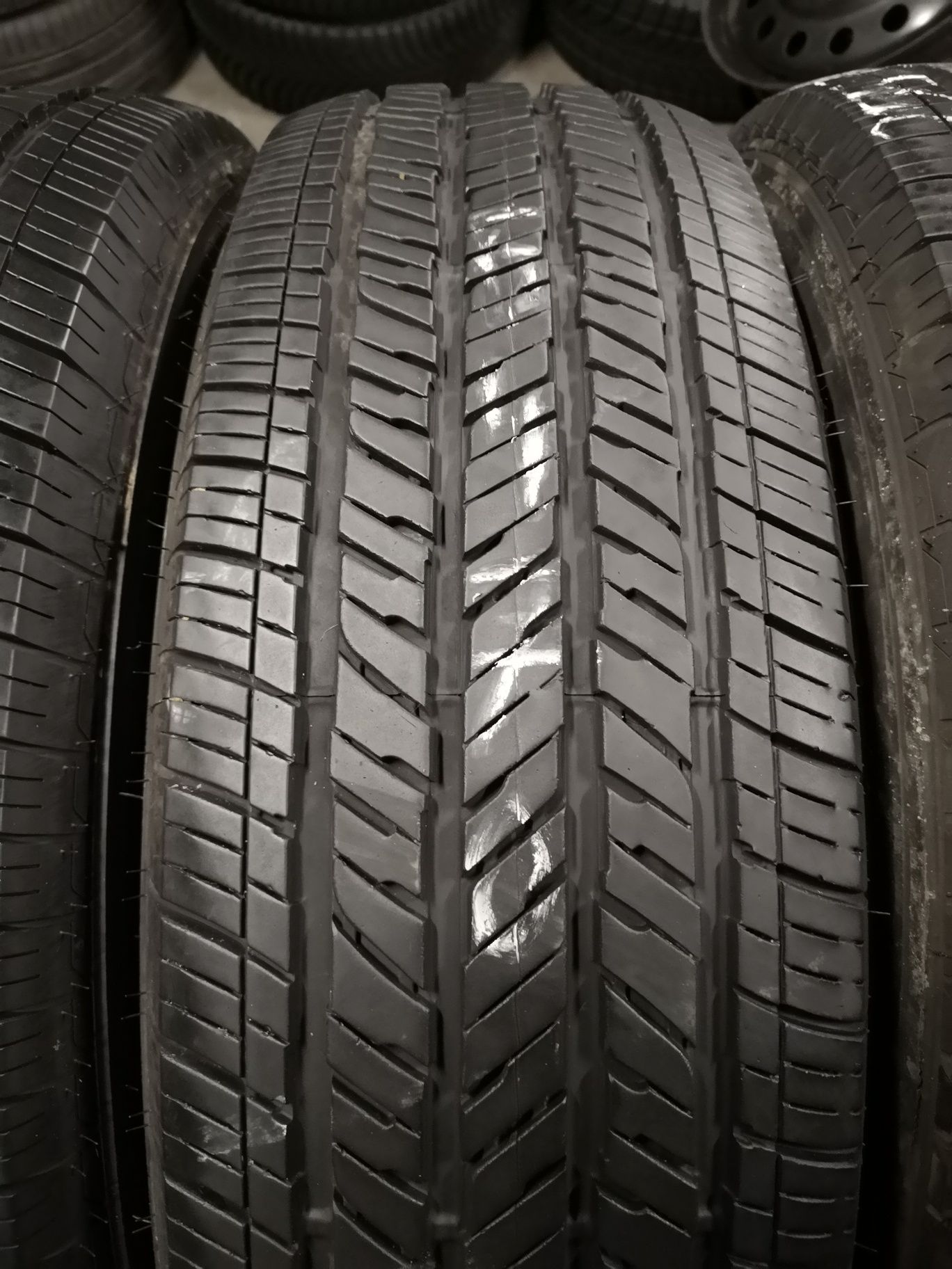 Opony wielosezonowe 255/70/18 Bridgestone H/T 4szt 6,6mm 2018r