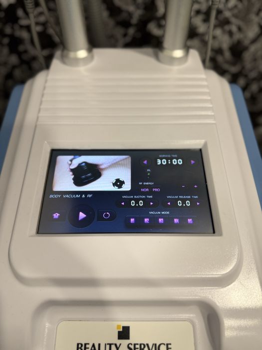 Апарат для кавітації, rf ліфтингу та вакуумного масажу.