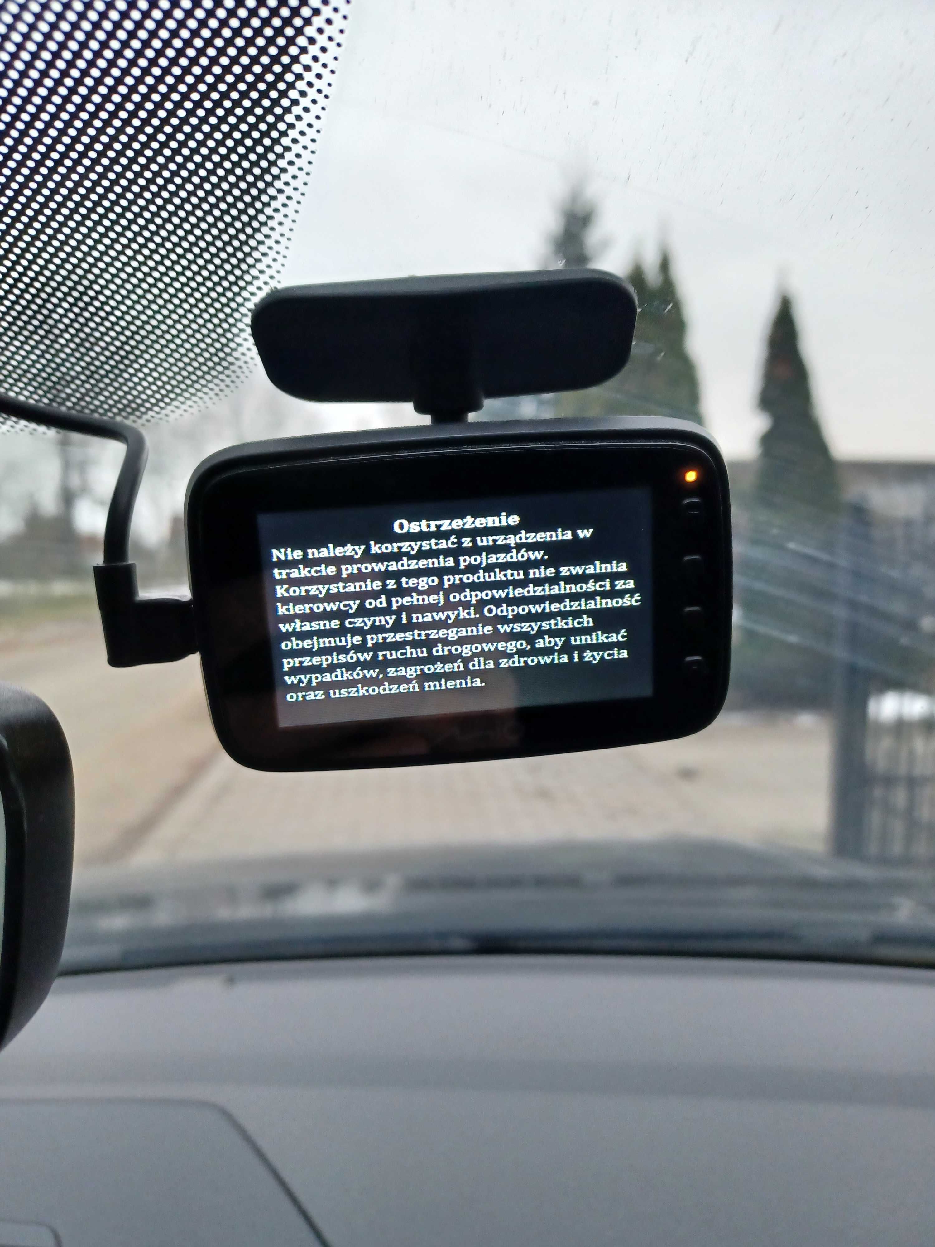 Sprzedam wideorejestrator Mio MiVue 812