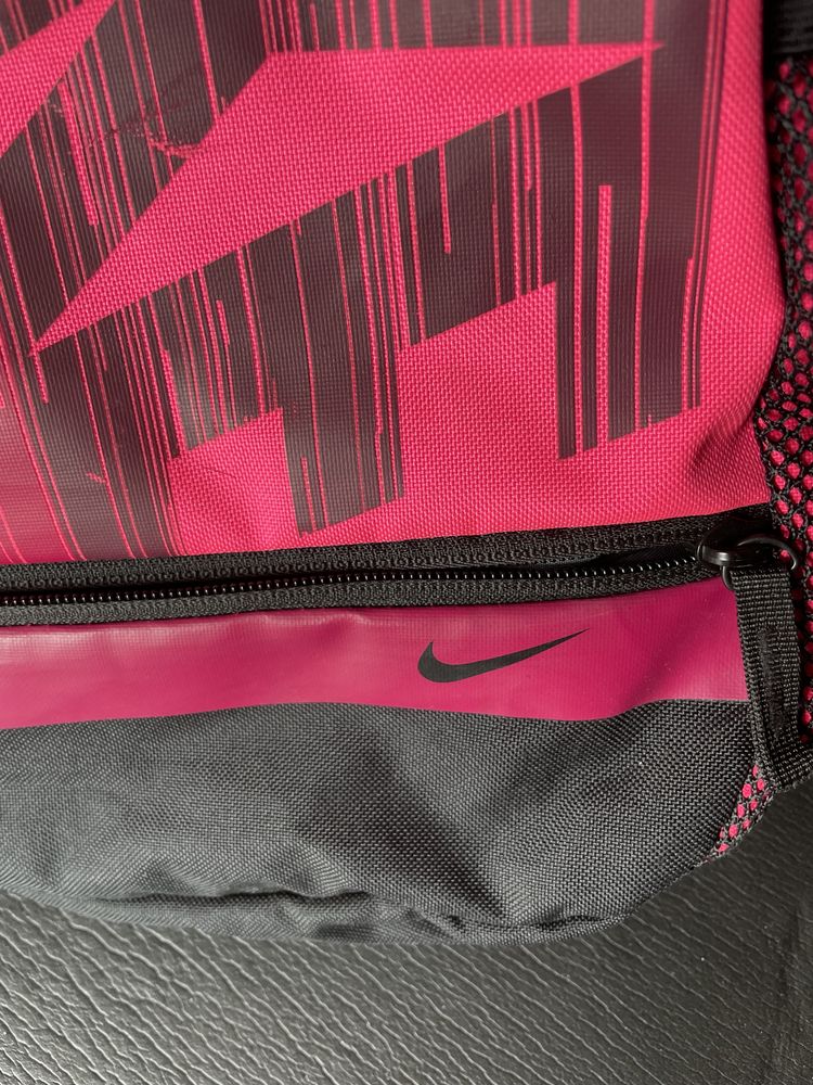 Mochila NIKE (original), nova