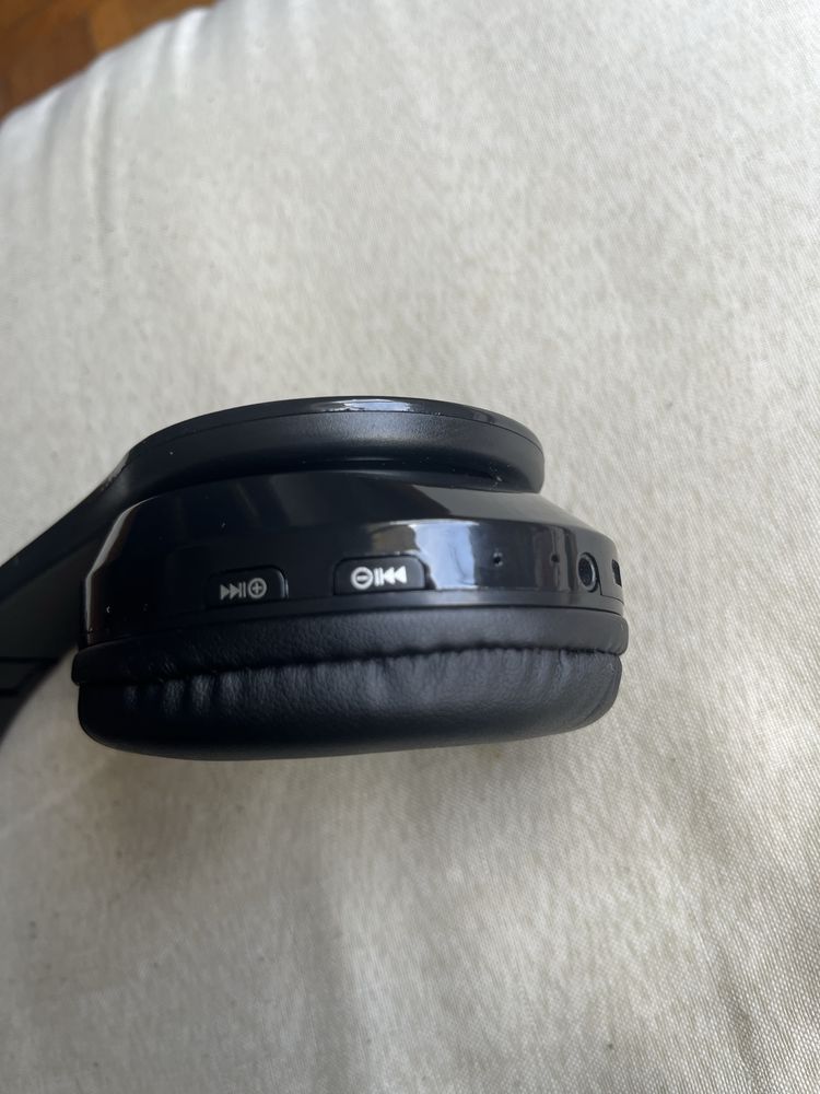 Headphones bluetooth novos