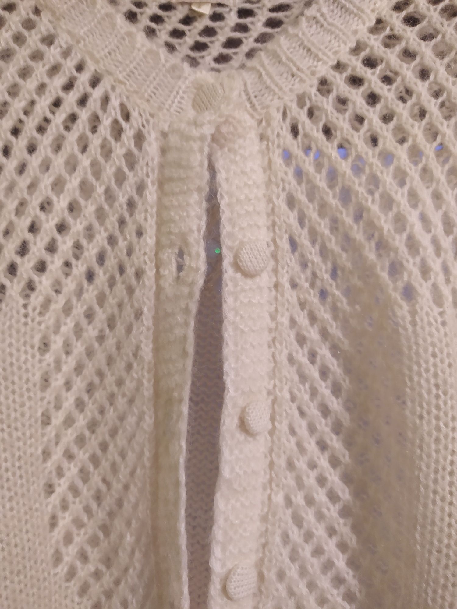 Sweterek zapinany na guziki damski