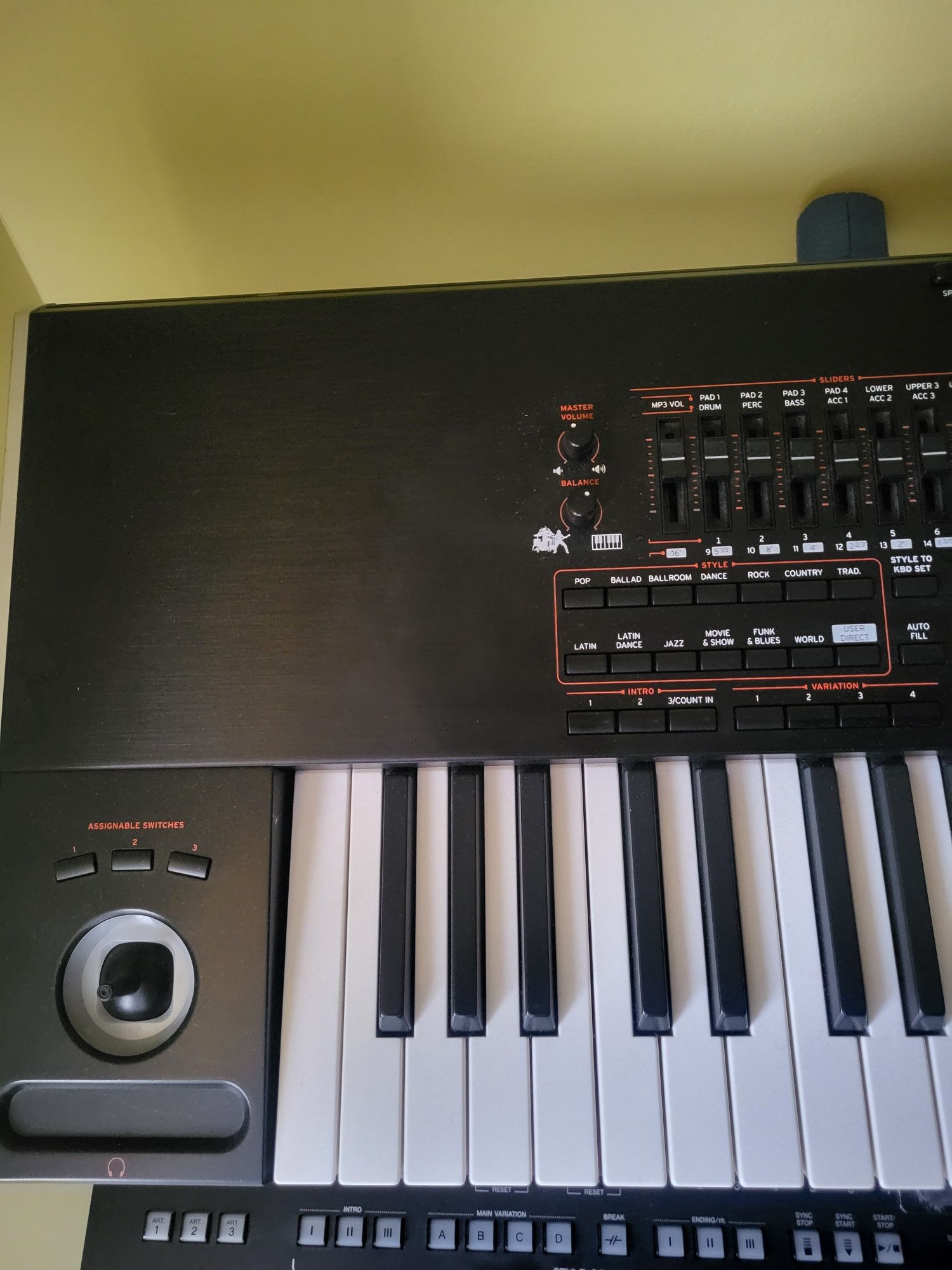 Sprzedam korg pa4x