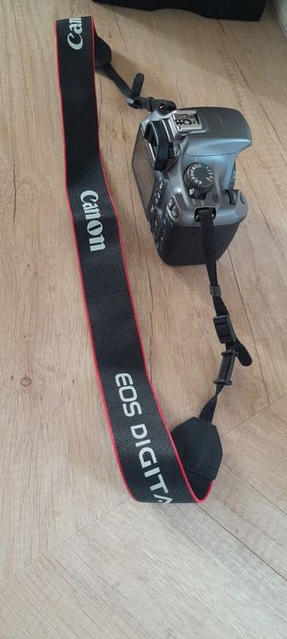Canon 1100D (przebieg 1162 zdjęć)