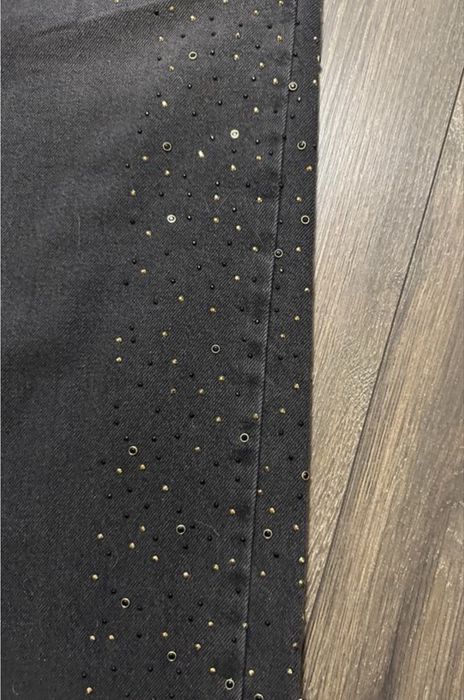 Джынсы zara  со стразами 38