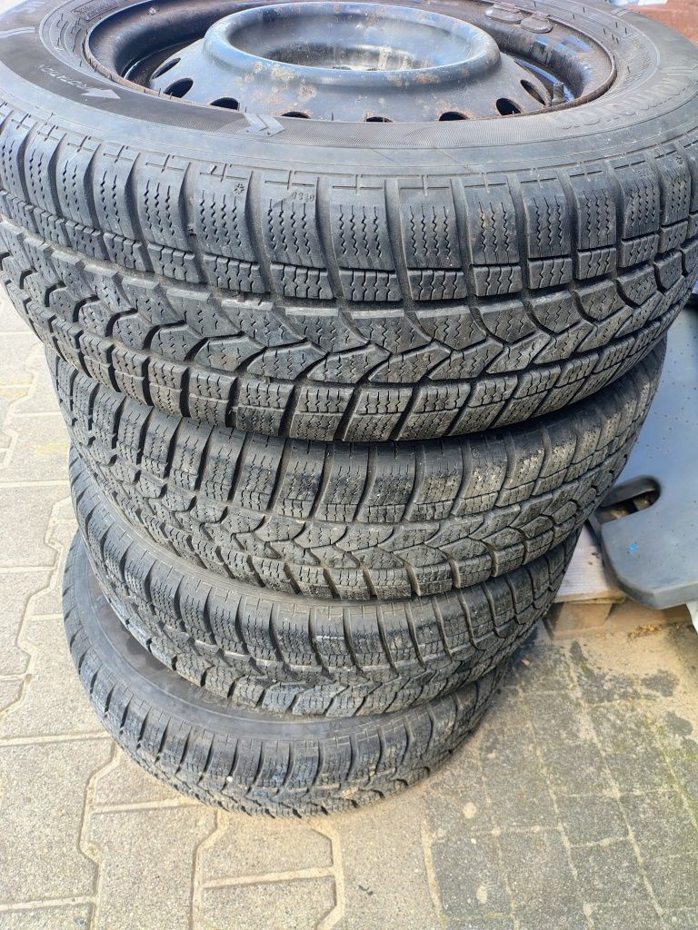 4x opony z felgami 4x100 Suzuki kia yaris
