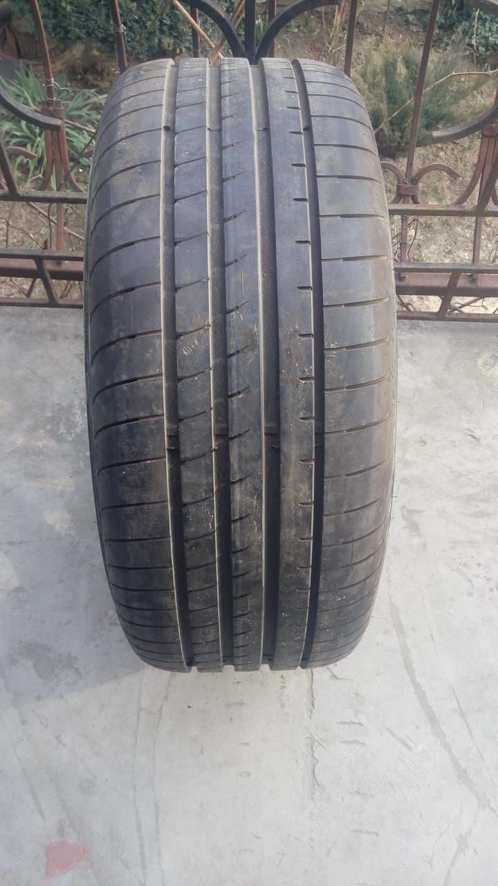 Шина Резина Goodyear Eagle 255 35 20