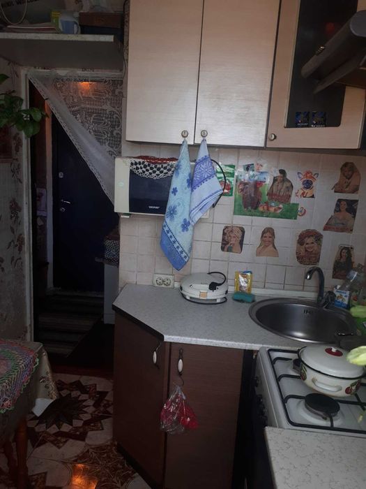 Продам однокімнатну квартиру в Таiрове