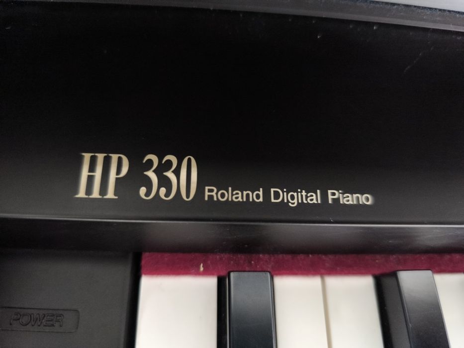 Pianino Roland HP330