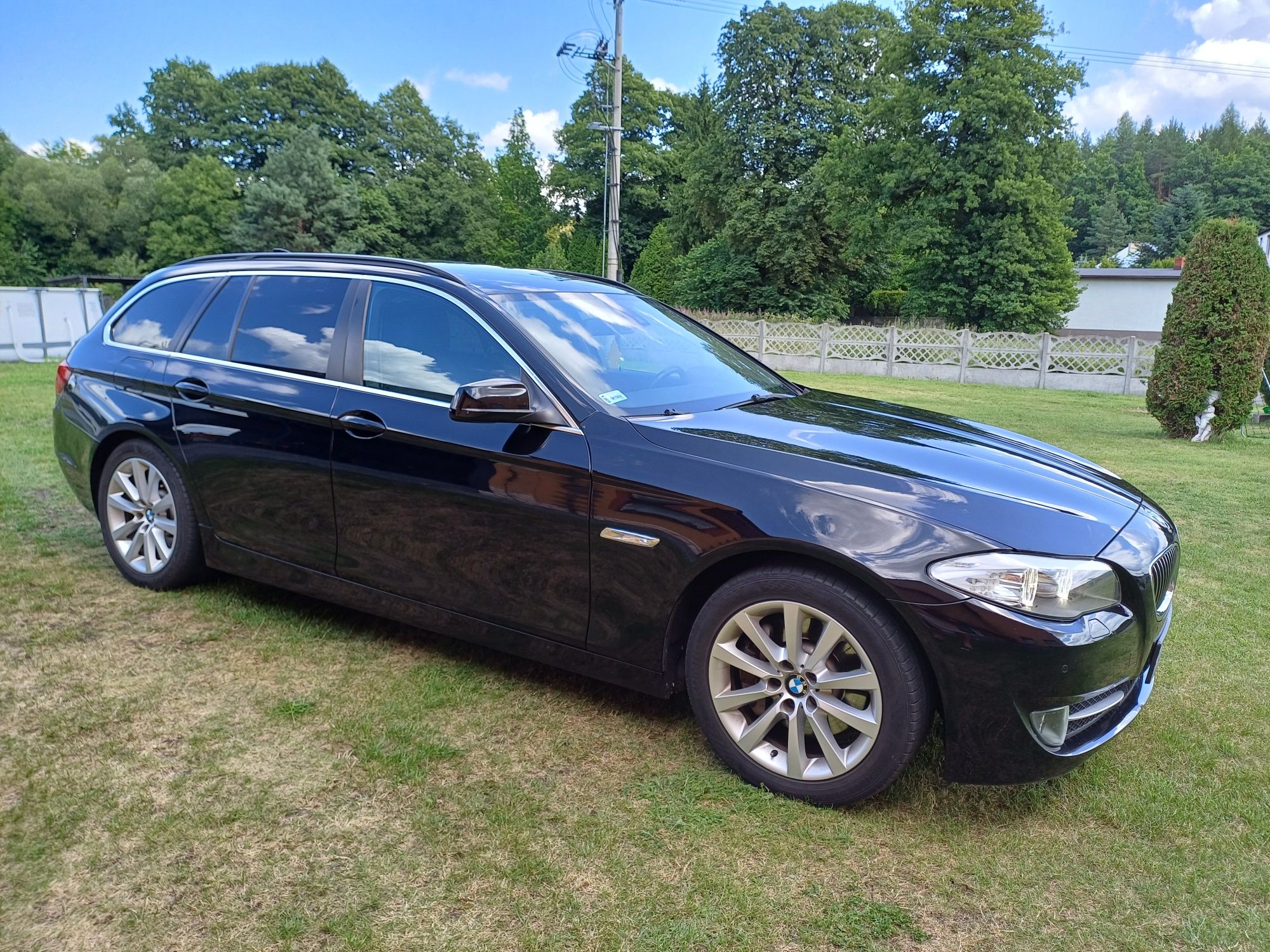 Bmw F11 F10 525d 218km 160kw Bixenon Webasto Hud