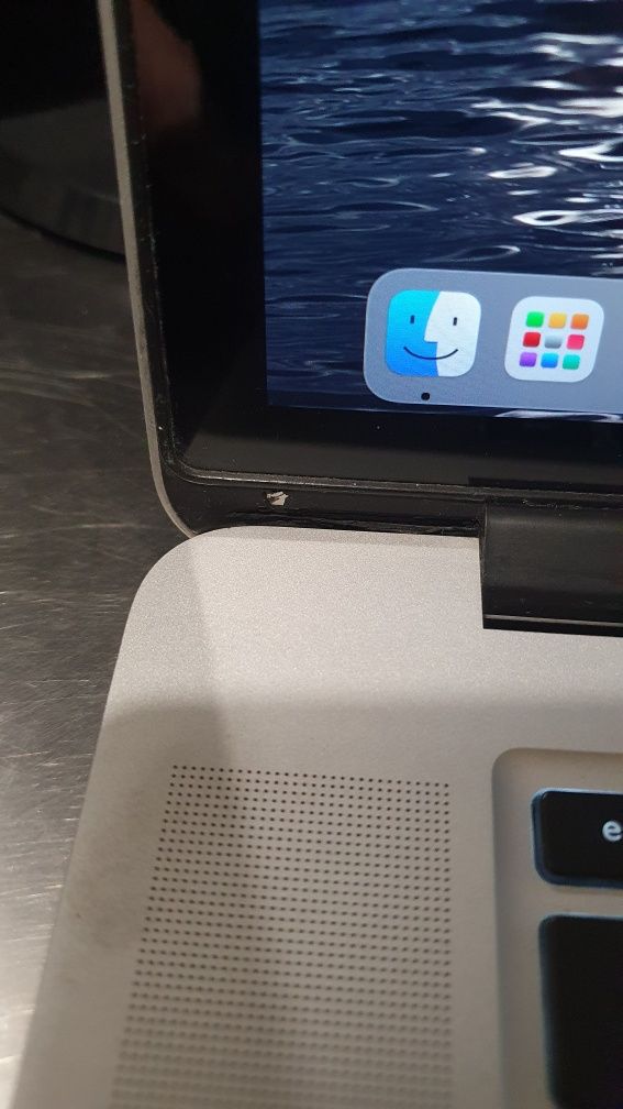 MacBook Pro (Retina, 15 inch, Mid 2015)
