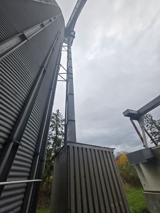 Podajnik kubełkowy ocynkowany