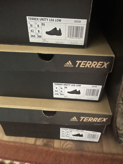Чоловічі кросівки, черевики Adidas Terrex Unity Lea Low 42