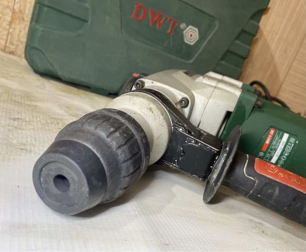 Перфоратор → DWT BH11-28 на 4 Дж. | 1050 Вт. + БУРИ/ПІКА/ЗУБИЛО/КЕЙС !