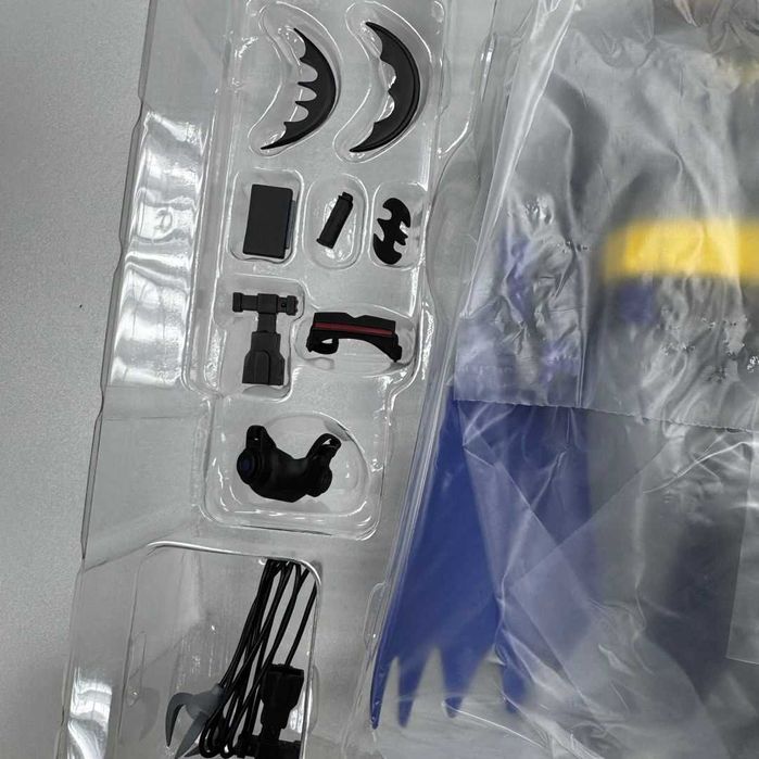 Figura Mondo Batman Animated series 1/6 scale Blue Variant