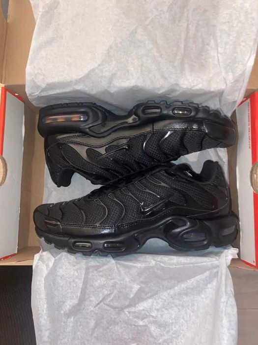 Nike Air Max Plus TN Triple Black