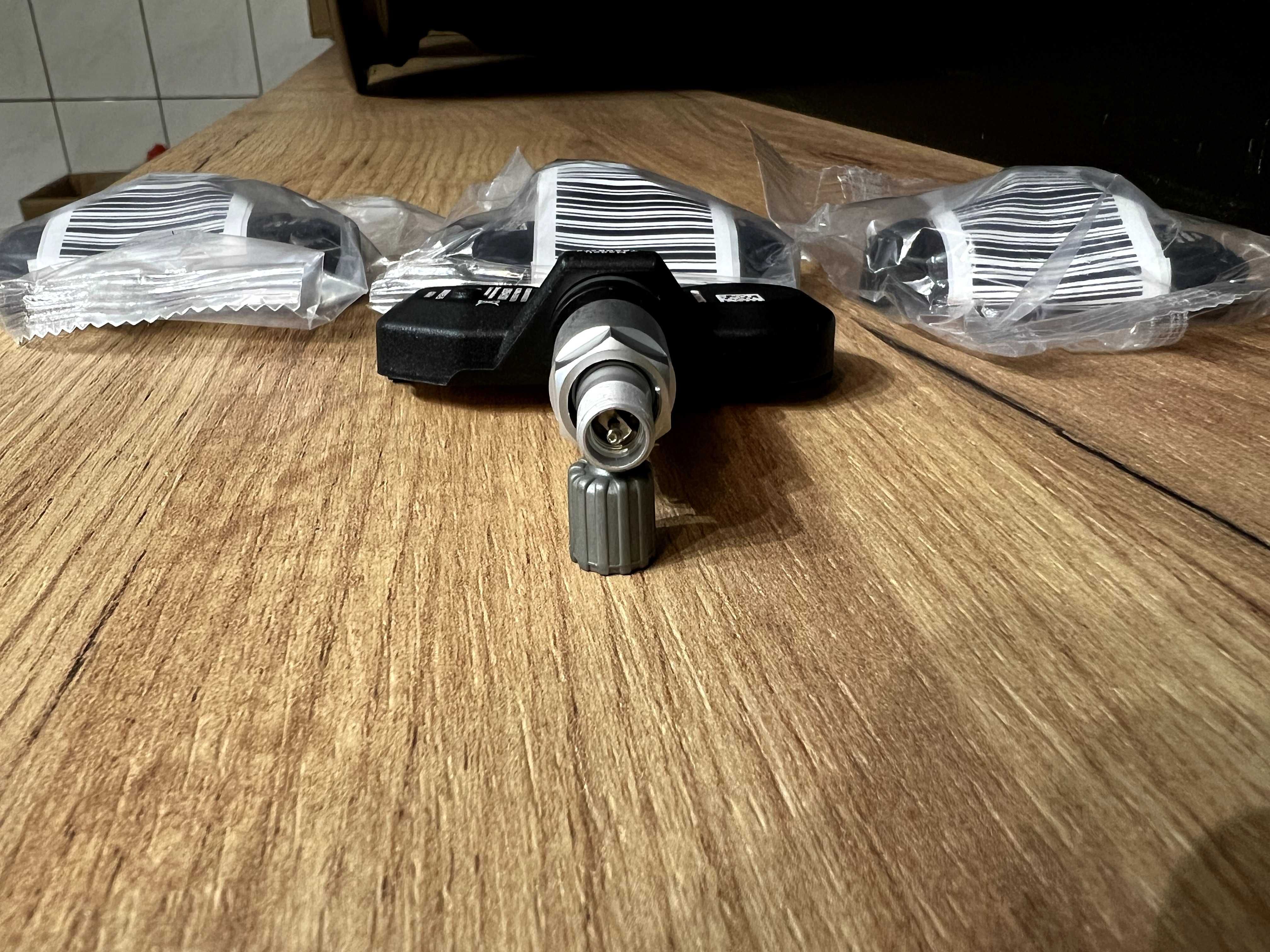 Czujniki ciśnienia opon powietrza VW Audi Skod TPMS Nowe 3 A4 6 7 8 Q5