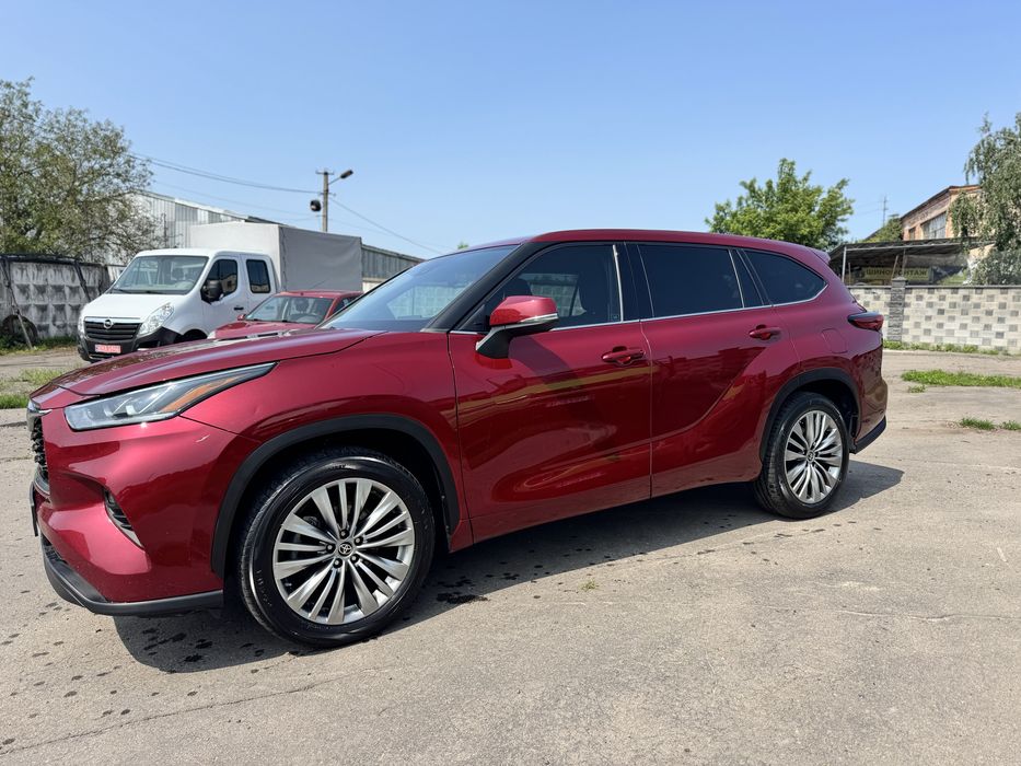 Toyota Highlander Тойота Хайлендер 2020