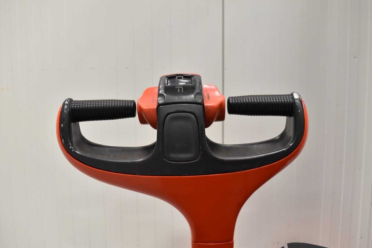 Stacker LINDE L10 Elétrico 1000kg - LINDE L10 3,25m
