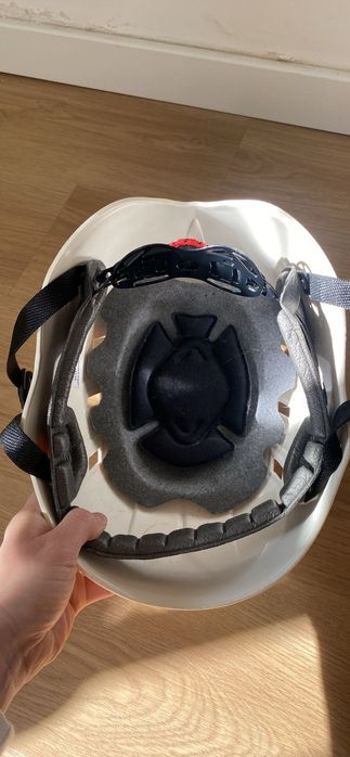 Capacete de escalada Ocun