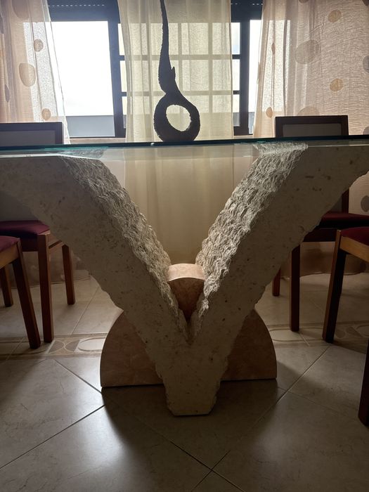 Mesa de sala em ótimo estado