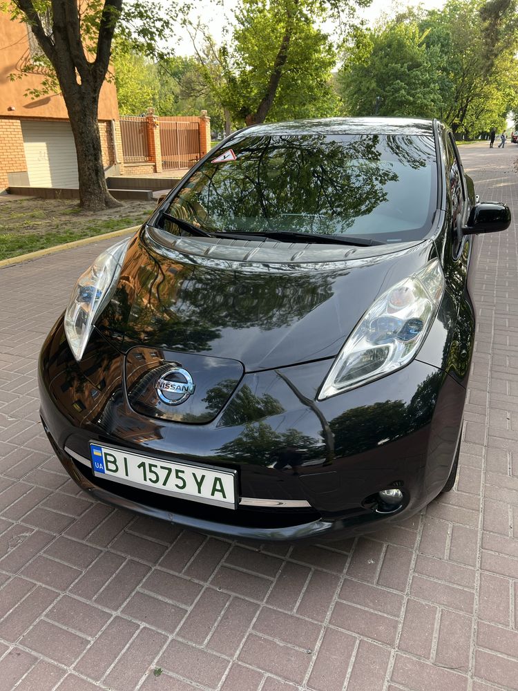 Nissan Leaf 24 kWt 2013