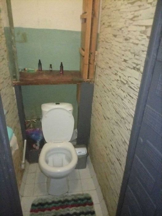 Сдам 2 кімнати в 3 кімнатной квартирі без хозяїв