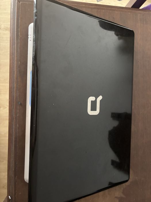 Portatil - Notebook Compact