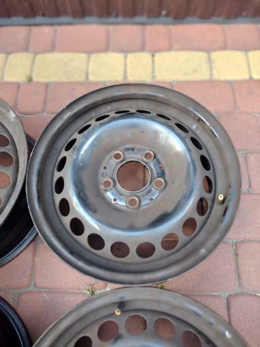 4x Felgi stalowe 15 cali  Mercedes klasa A , B.  5x112x66,6ET44
