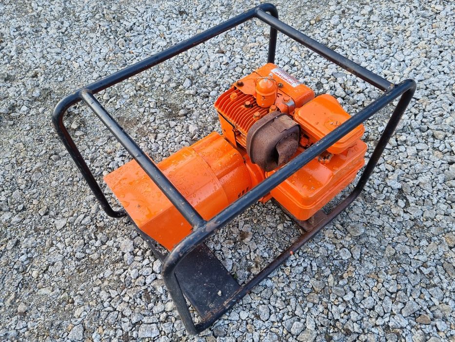 Agregat Generator Prądotwórczy BOSCH 2.5Kw / Briggs 5Hp  / 230v
