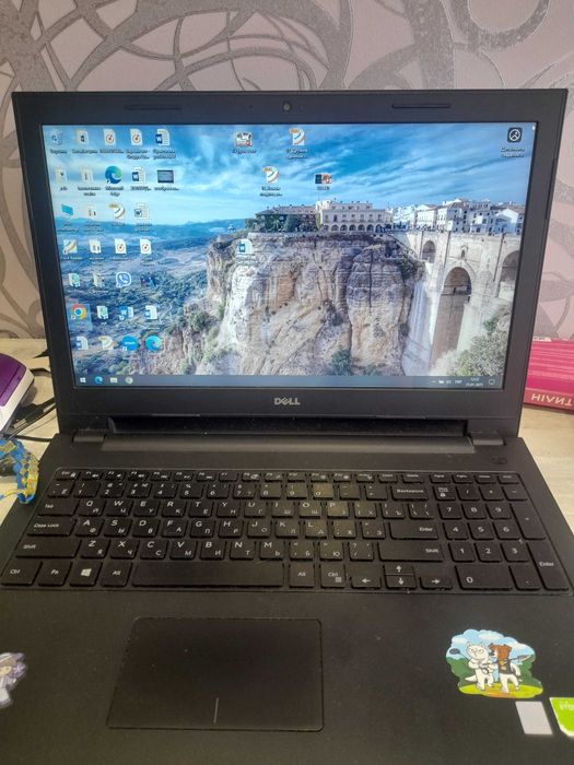 Ноутбук Dell Inspirion3542