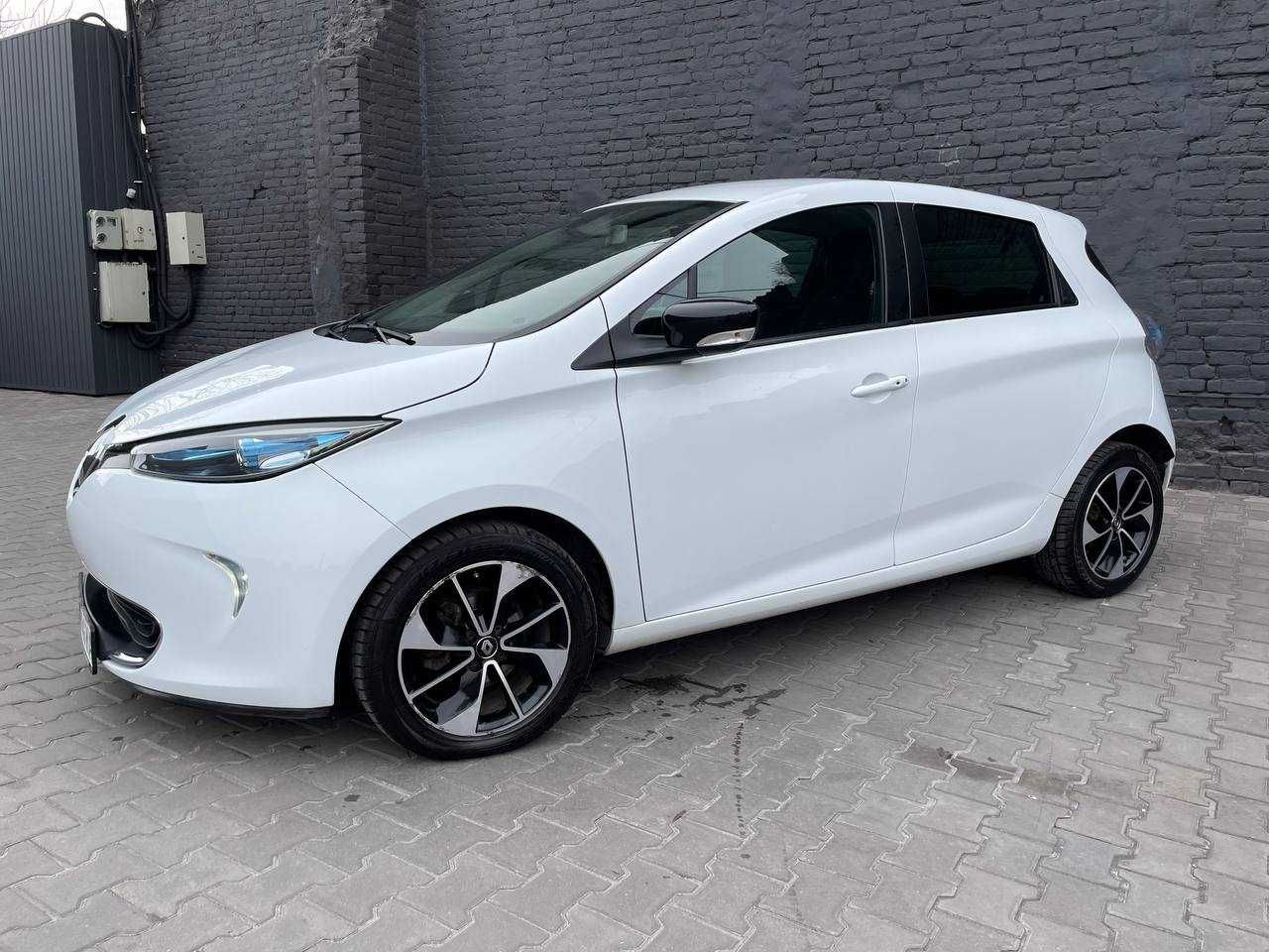 Продам Renault Zoe 2018р, Ємність акумулятора 41 кВт.г